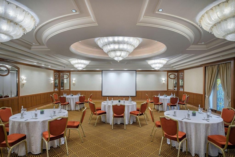 Sheraton Dubai Creek Hotel And Towers Image 10