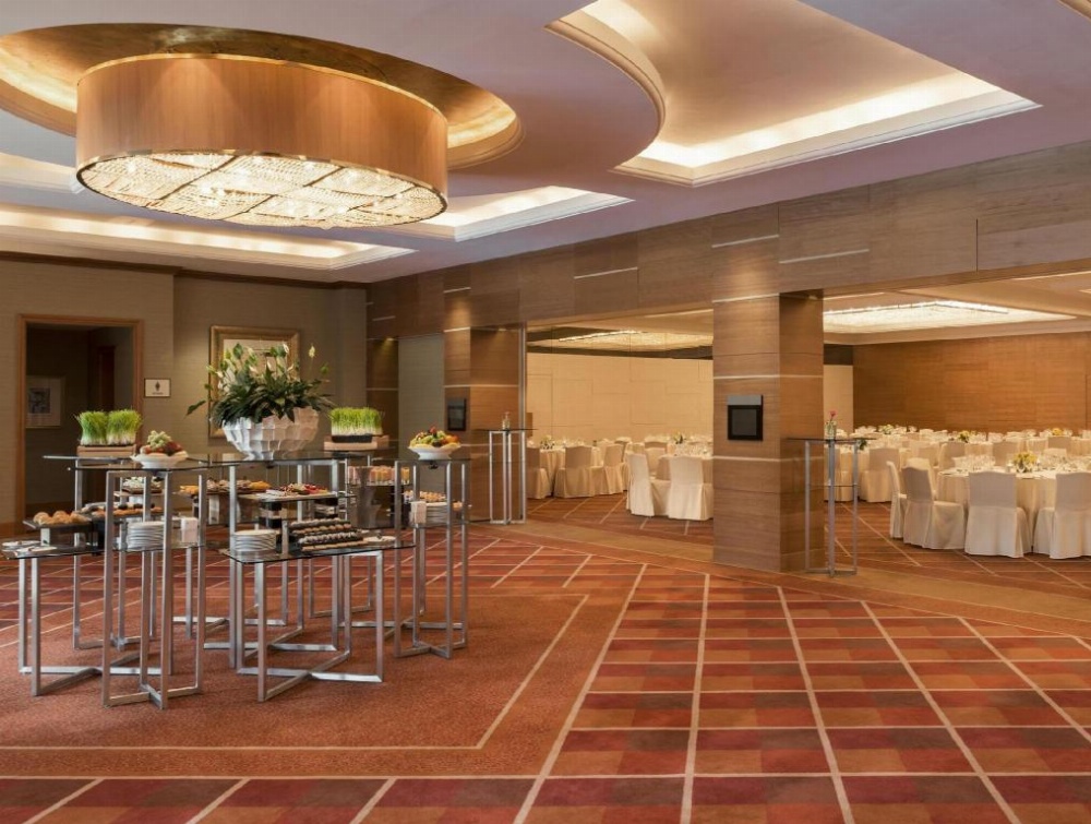 Sheraton Dubai Creek Hotel And Towers Image 40
